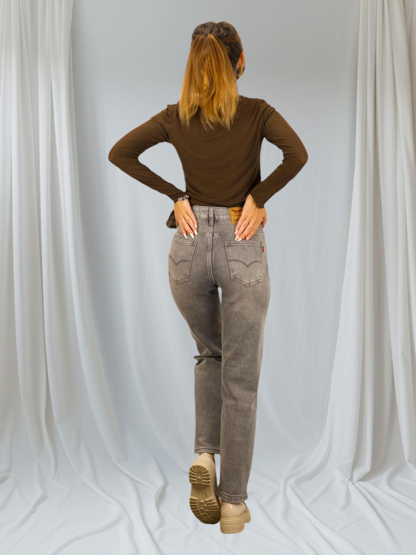 Jeans Mom-Fit Grey